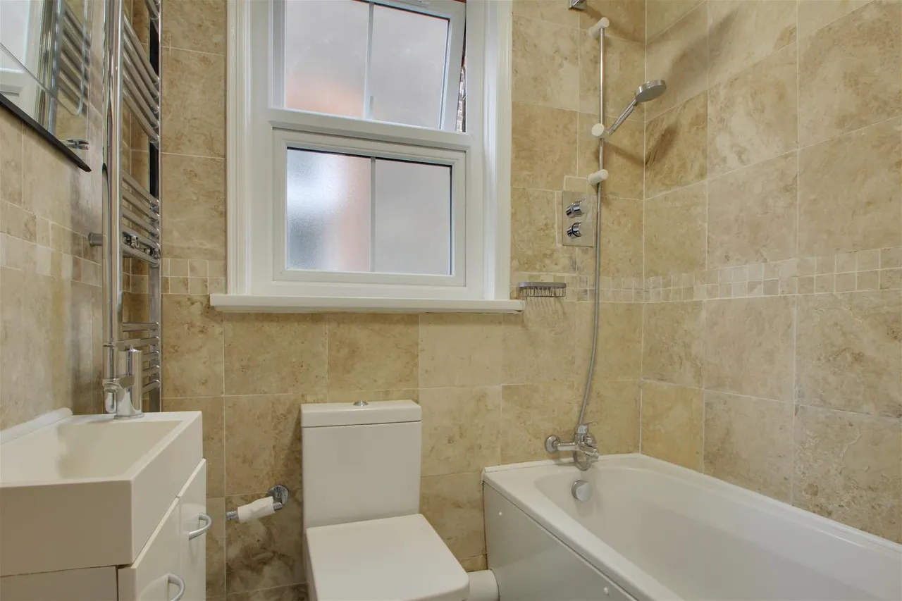 Oakdene Road, Redhill, photo 10