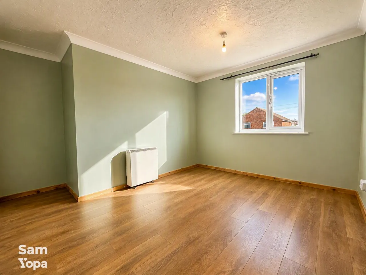 Main Road, Harwich, CO12, photo 7