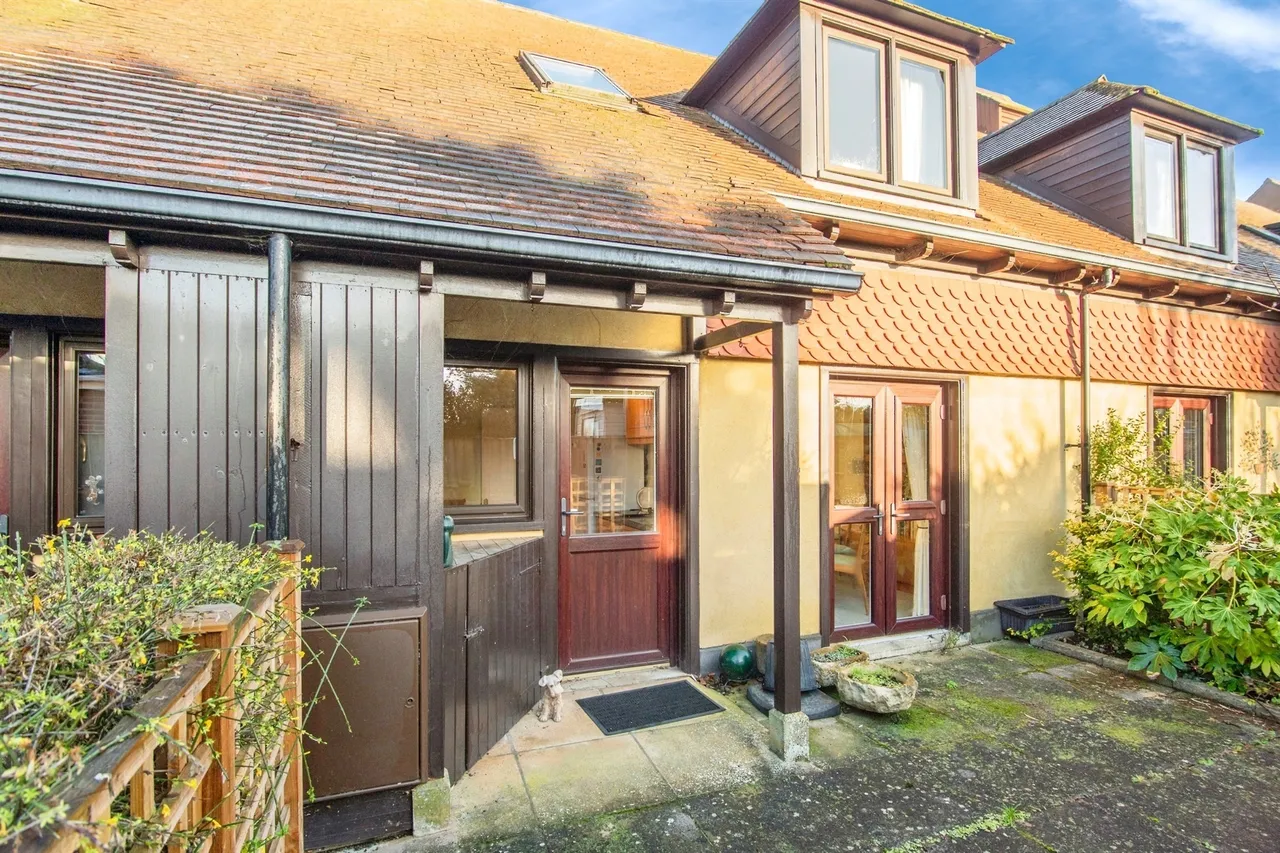 Berrow Court, Upton-Upon-Severn, WR8, photo 20