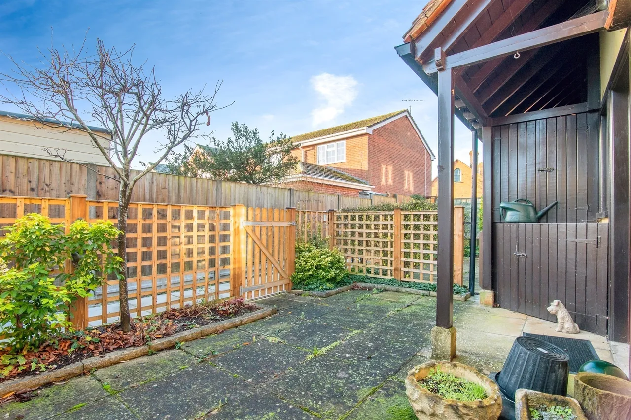 Berrow Court, Upton-Upon-Severn, WR8, photo 18