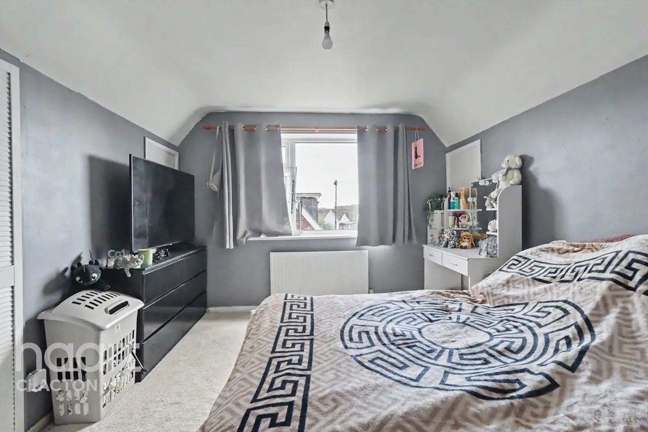 Meadow Way, Clacton-On-Sea, CO15, photo 9