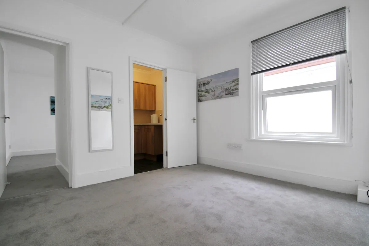 Rowlands Road, Worthing, BN11, photo 2