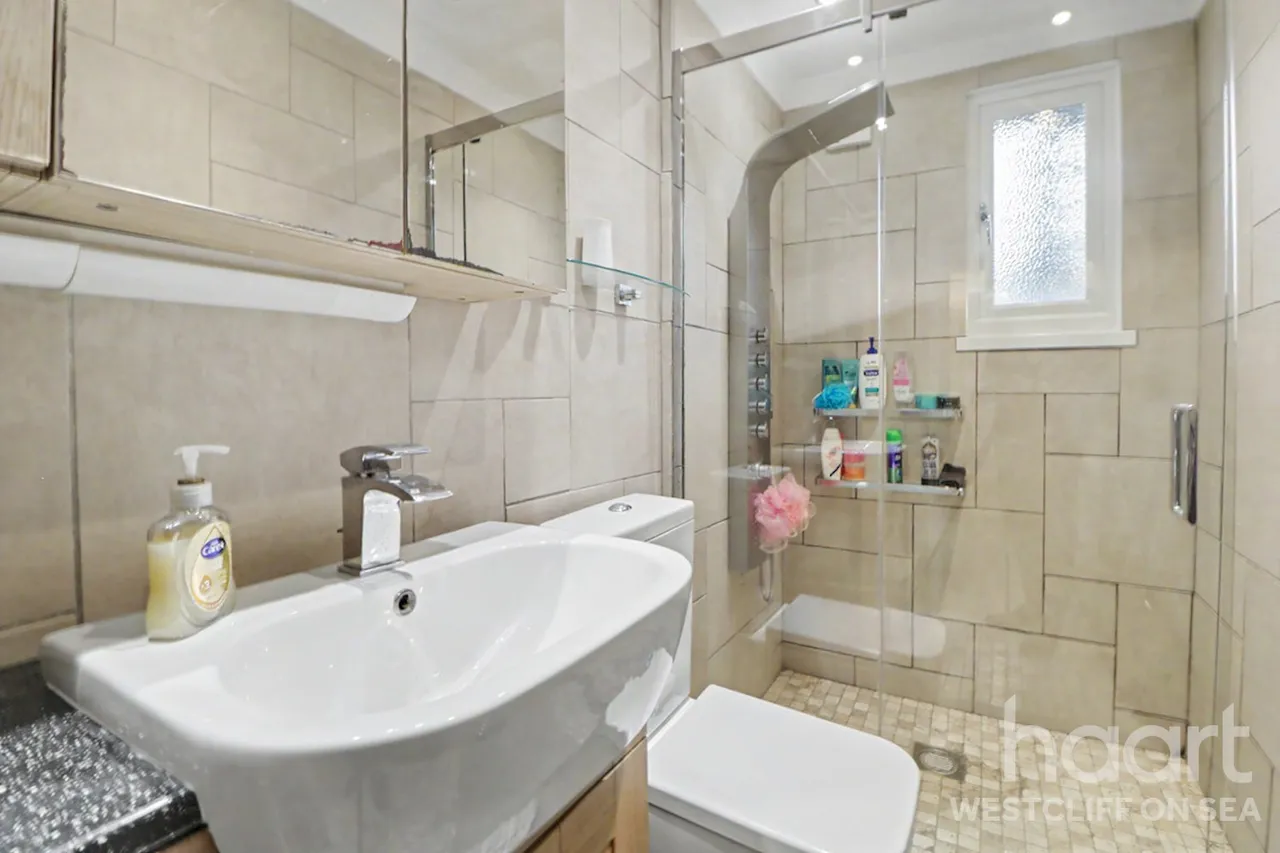Clifton Drive, Westcliff-On-Sea, SS0, photo 3