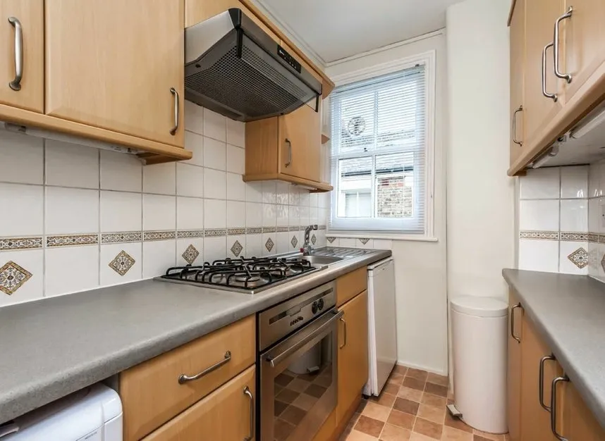 Latchmere Road, Battersea, SW11, photo 5