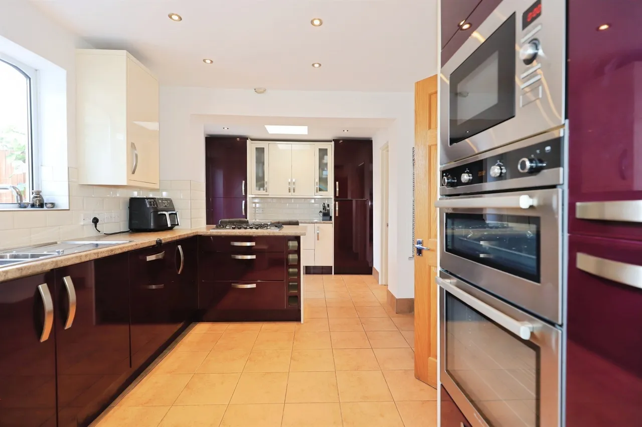 Kimberlee Avenue, Cookley, Kidderminster, photo 5
