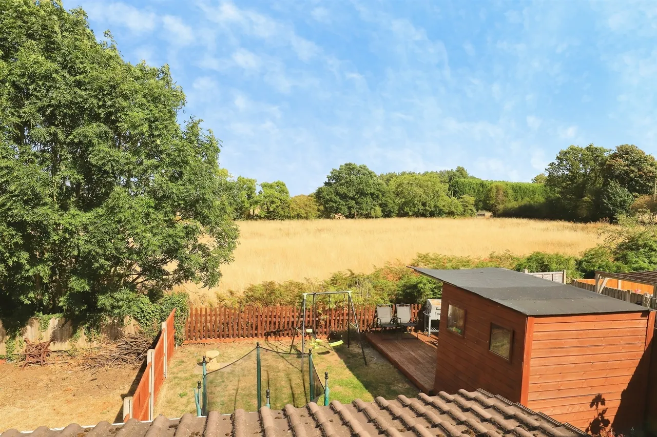 Kimberlee Avenue, Cookley, Kidderminster, photo 6