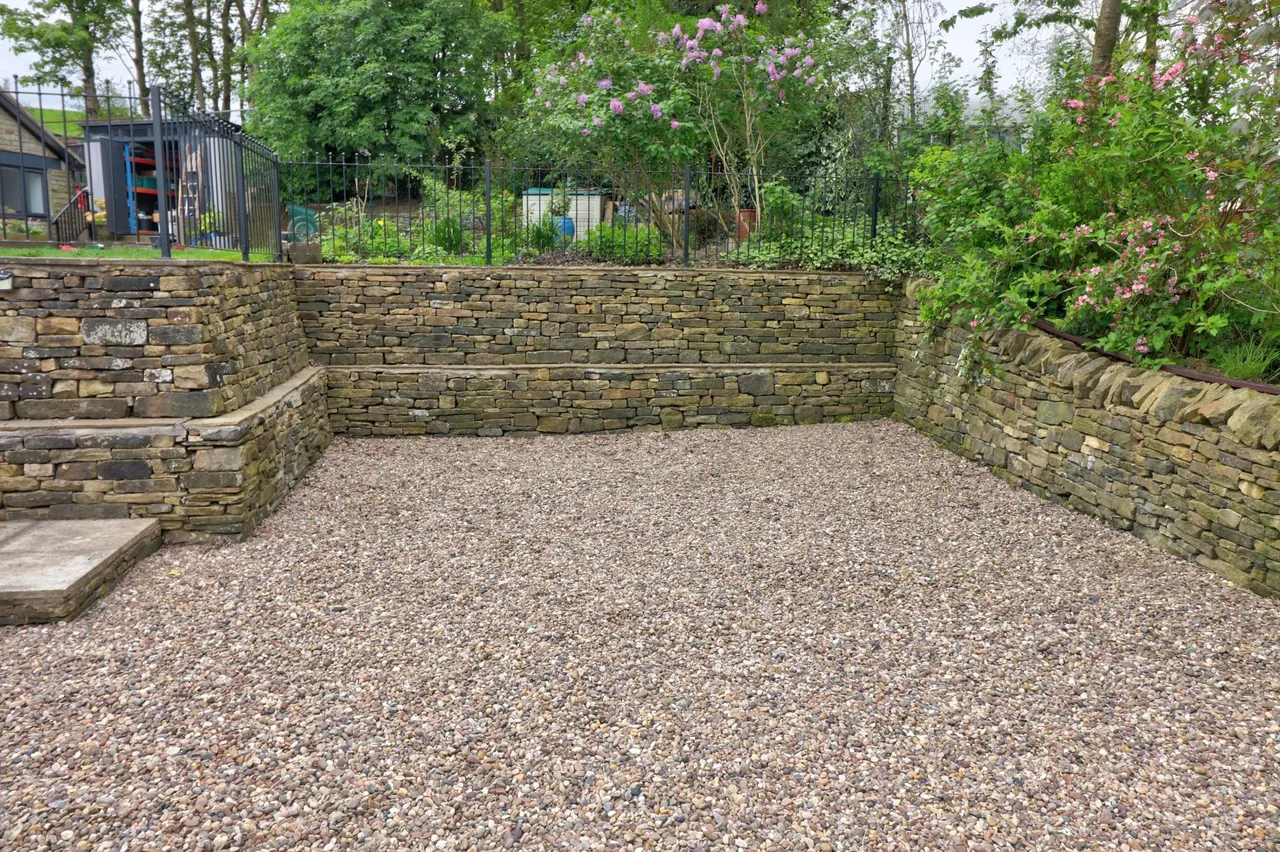 Lane Head Road, Lees, OL4, photo 9
