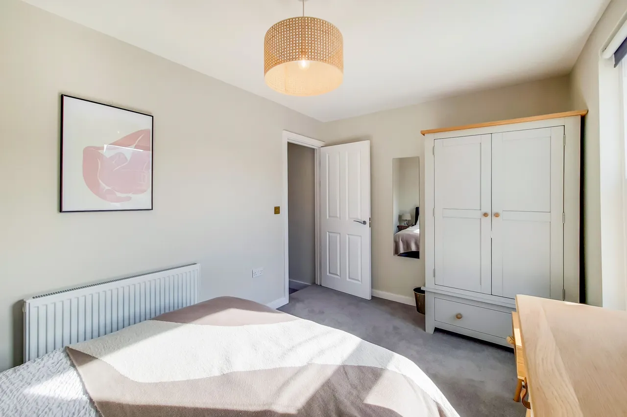 157 Kirkwood Road, London, photo 11