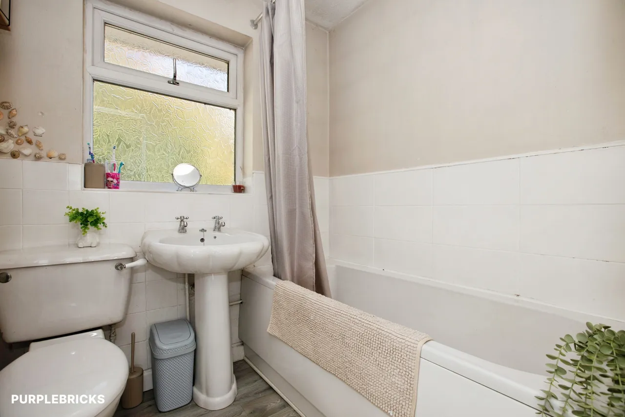 Glendevon Close, Wigan, WN2, photo 14