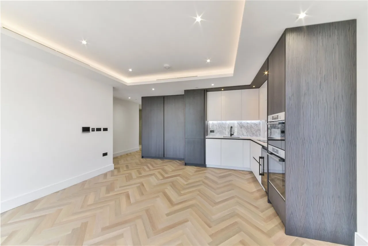 Brigade Court, London, SE1, photo 5