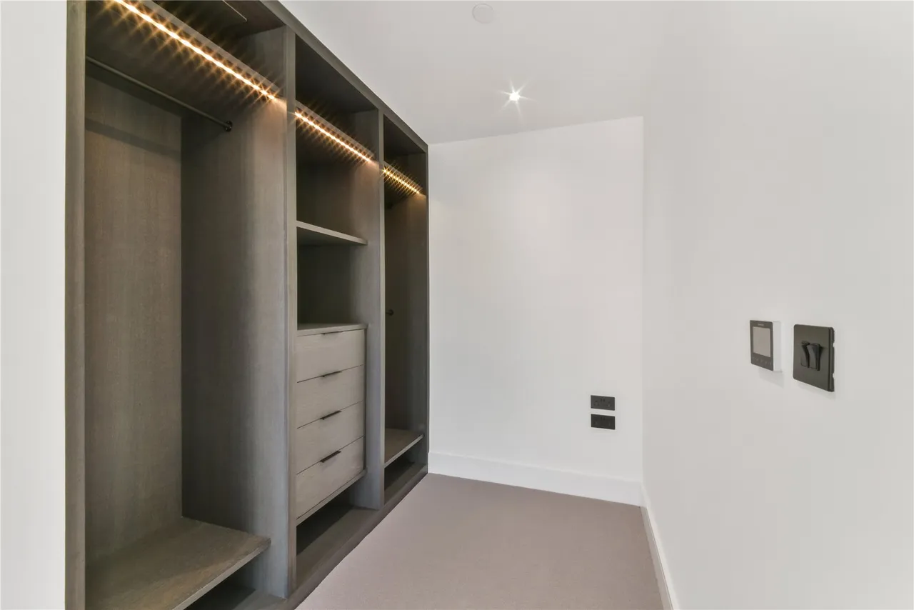 Brigade Court, London, SE1, photo 8