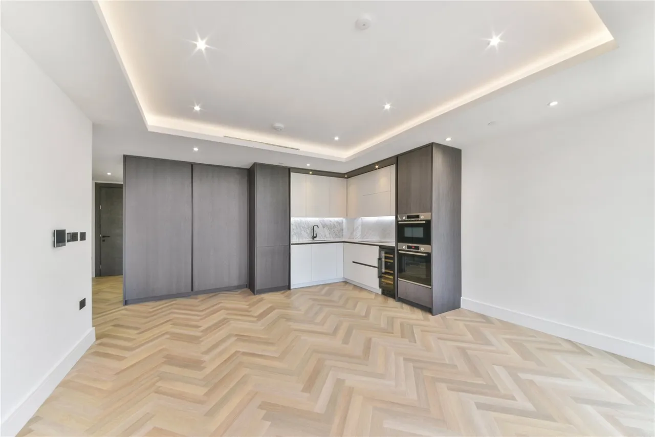 Brigade Court, London, SE1, photo 3
