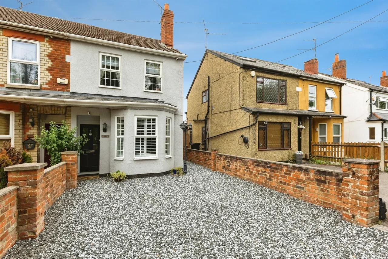 3 bed house for sale — Old Whitley Wood Lane, Reading