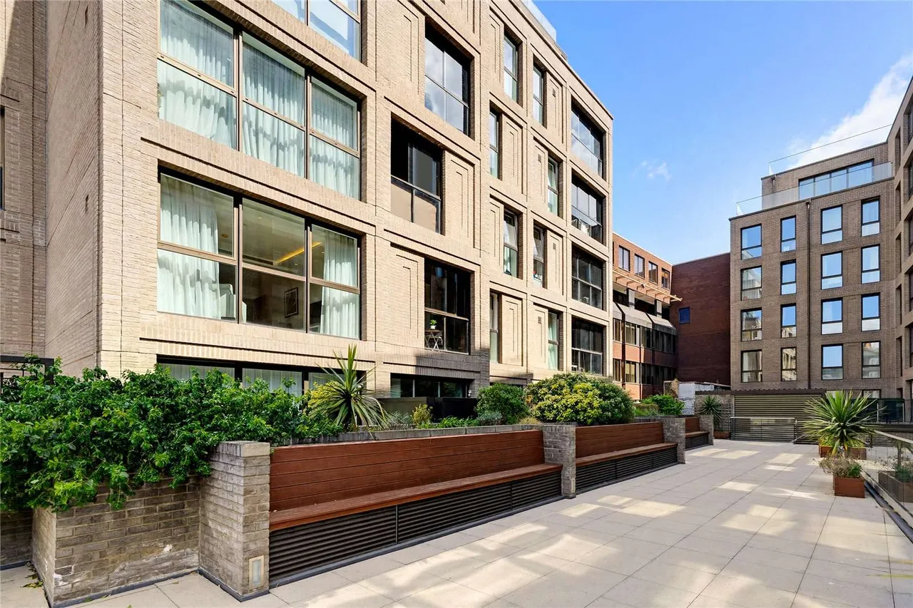 Great Peter Street, London, SW1P, photo 11