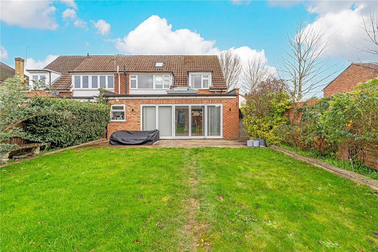 Nursery Road, Sunbury, TW16 6LW, photo 9