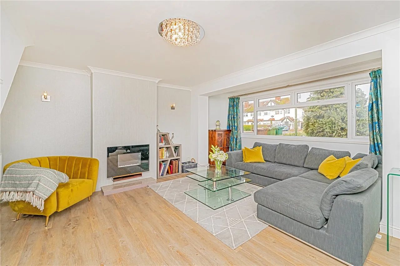 Nursery Road, Sunbury, TW16 6LW, photo 6