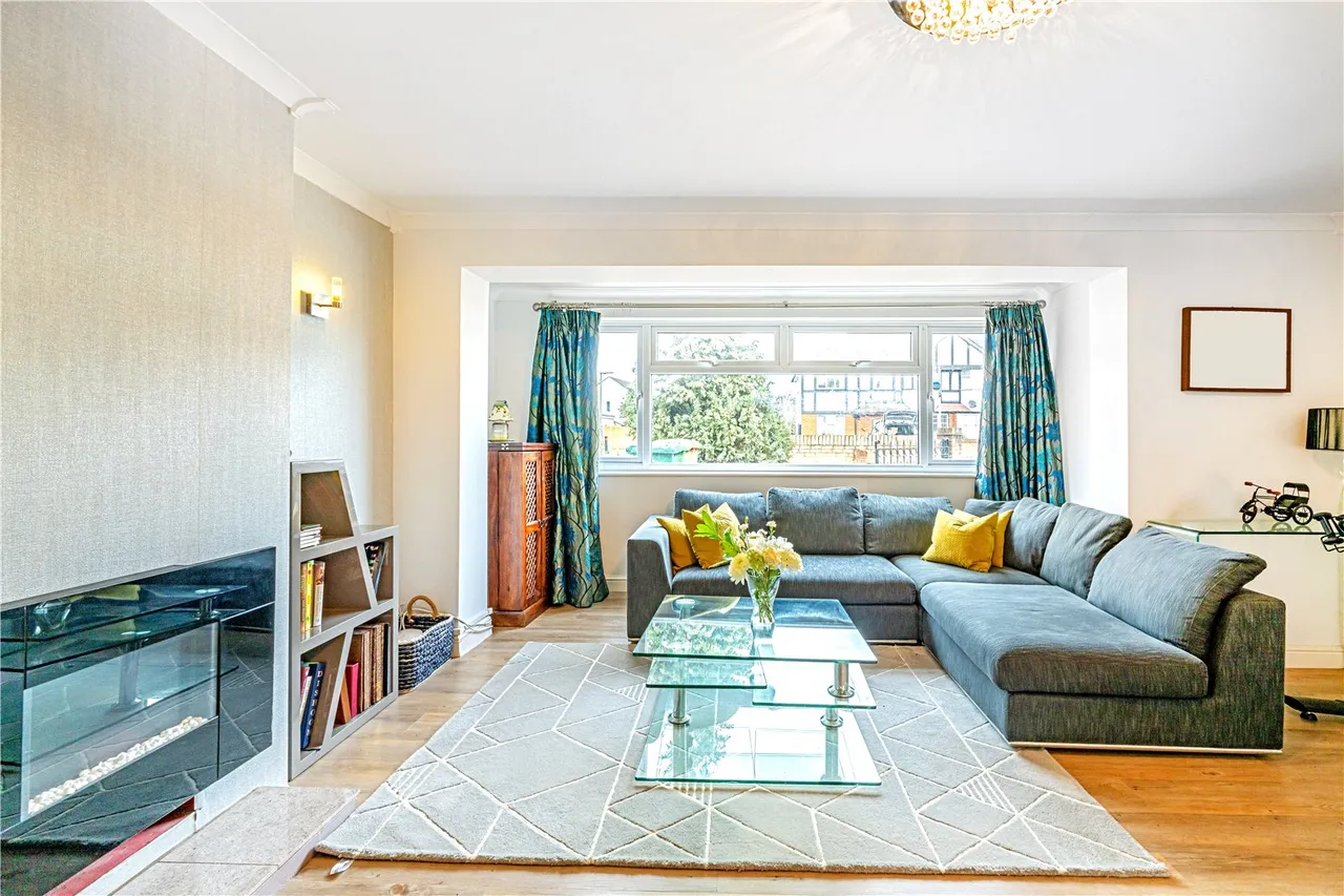 Nursery Road, Sunbury, TW16 6LW, photo 5