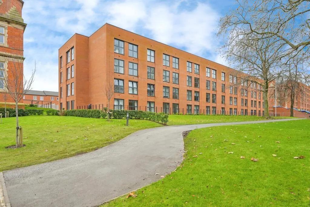 1 bed flat to rent, Macarthur House, DE1