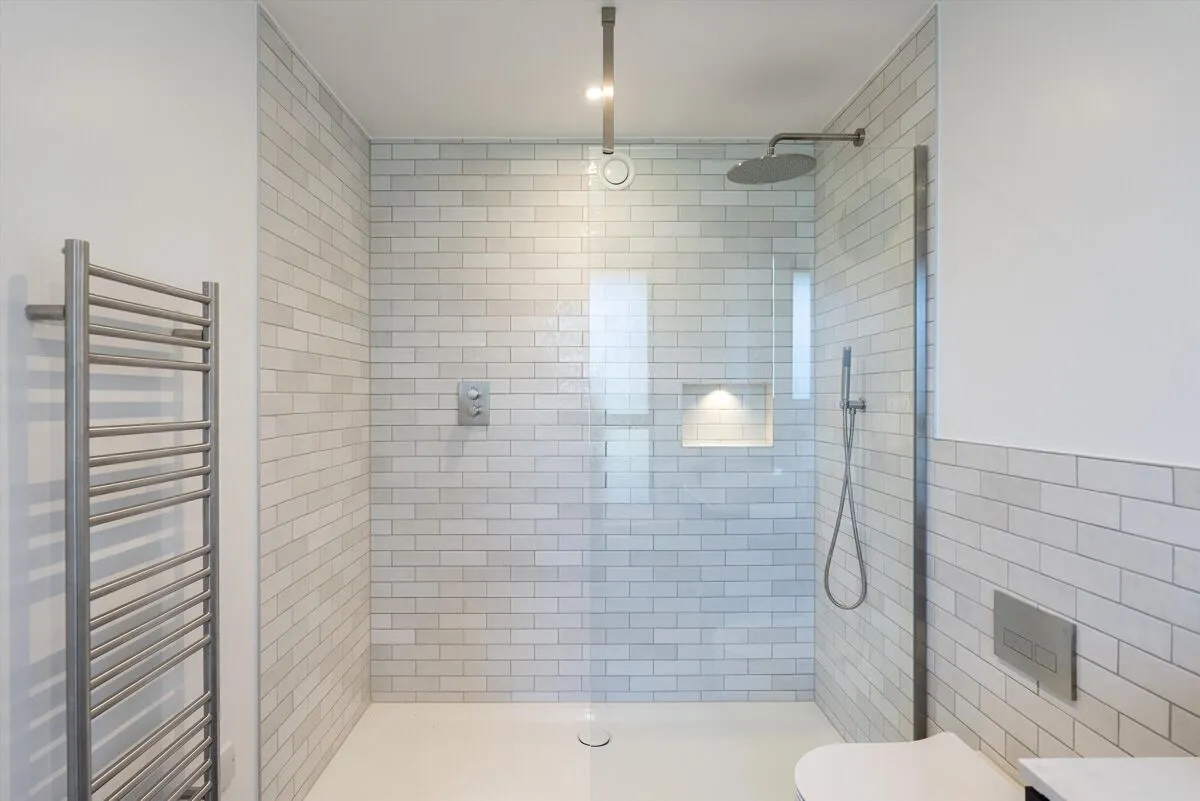 Orchard Grove, London, SW20, photo 25