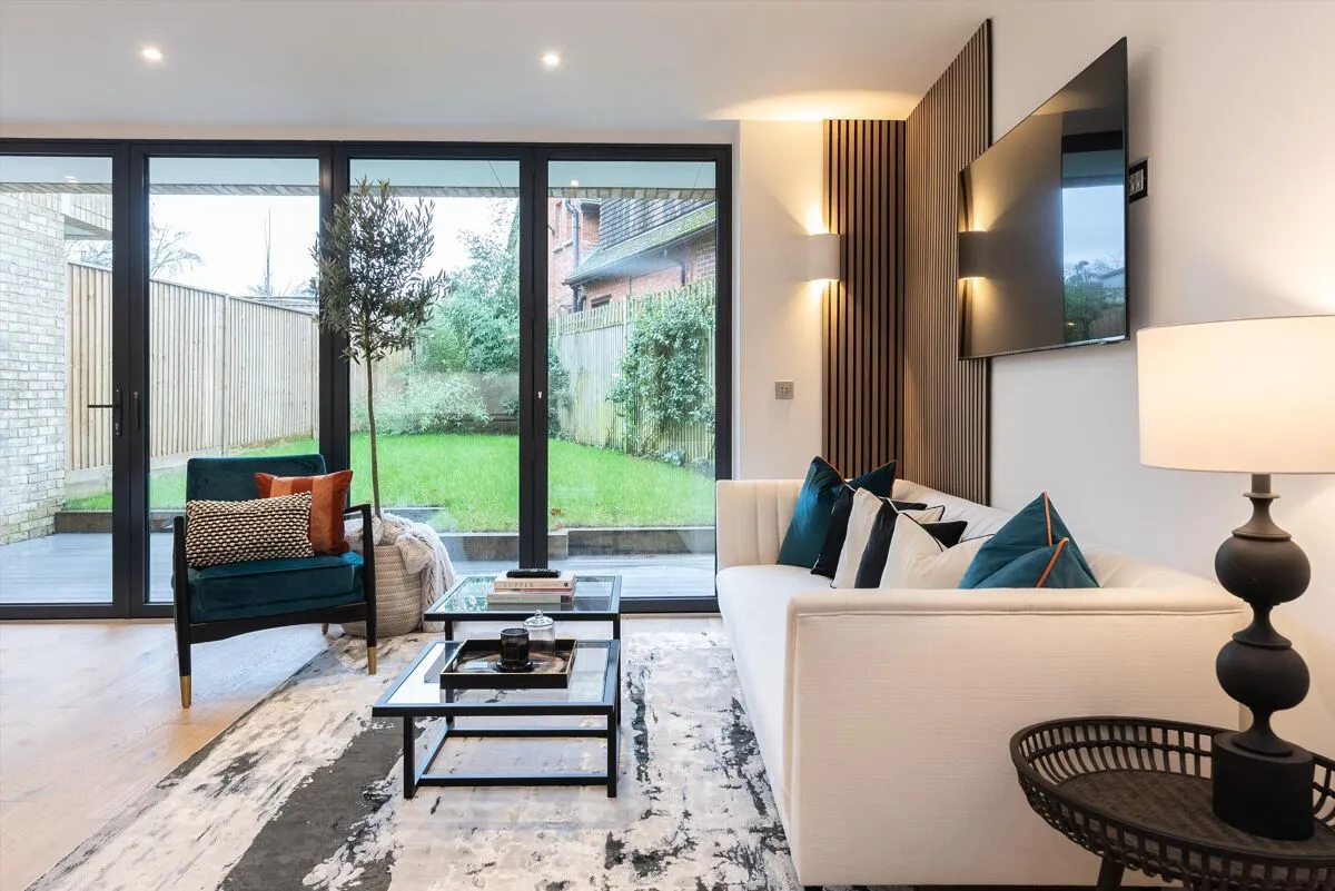 Orchard Grove, London, SW20, photo 2