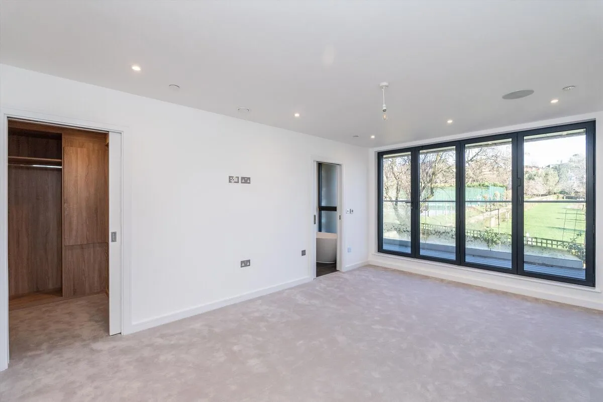 Orchard Grove, London, SW20, photo 19