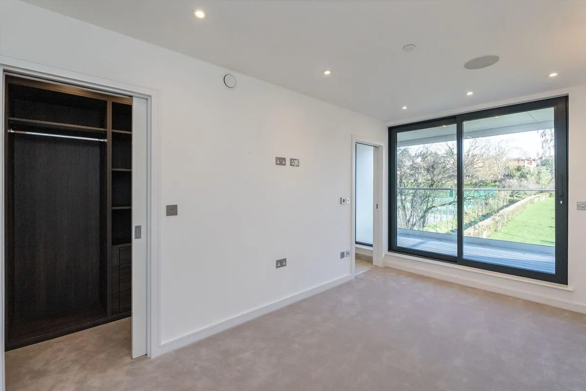 Orchard Grove, London, SW20, photo 15