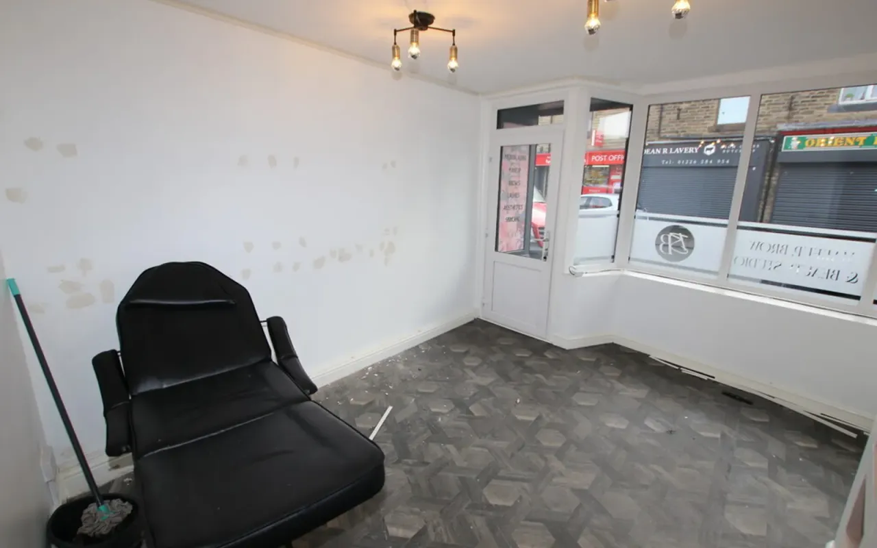 Agnes Road, Barnsley, photo 7