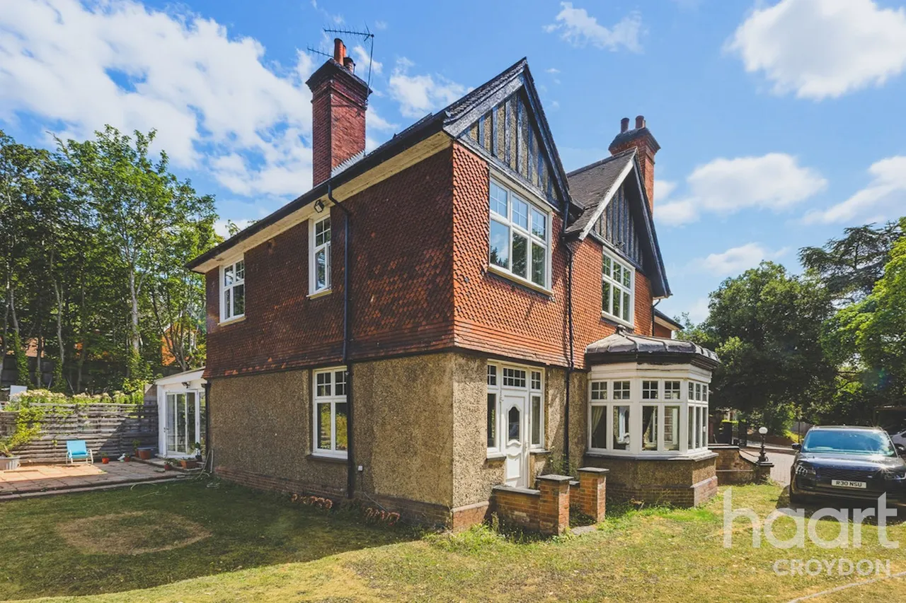 9 bed house for sale, Hurnford Close, South Croydon, CR2