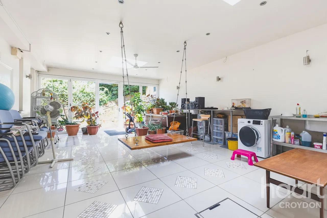 Hurnford Close, South Croydon, CR2, photo 40