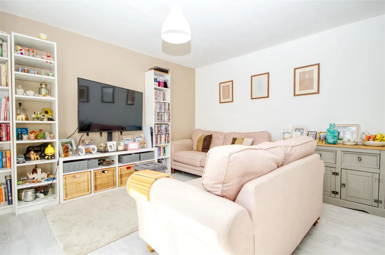 Marvin Close, Botley, Southampton, SO30 2EW, photo 3