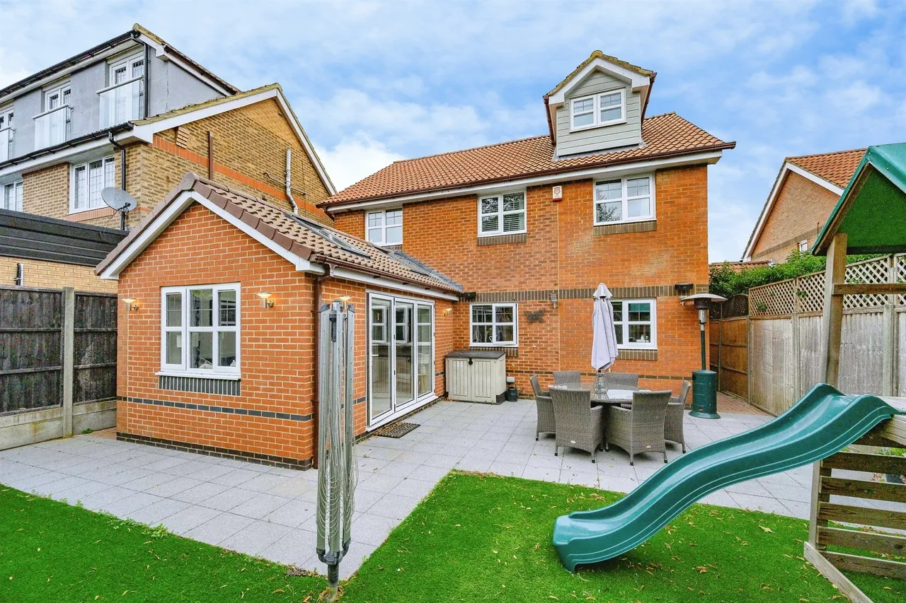 Little Catherells, Hemel Hempstead, HP1, photo 17
