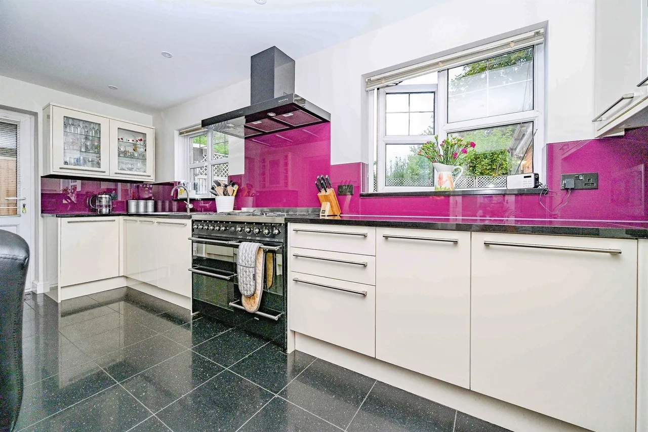 Little Catherells, Hemel Hempstead, HP1, photo 5