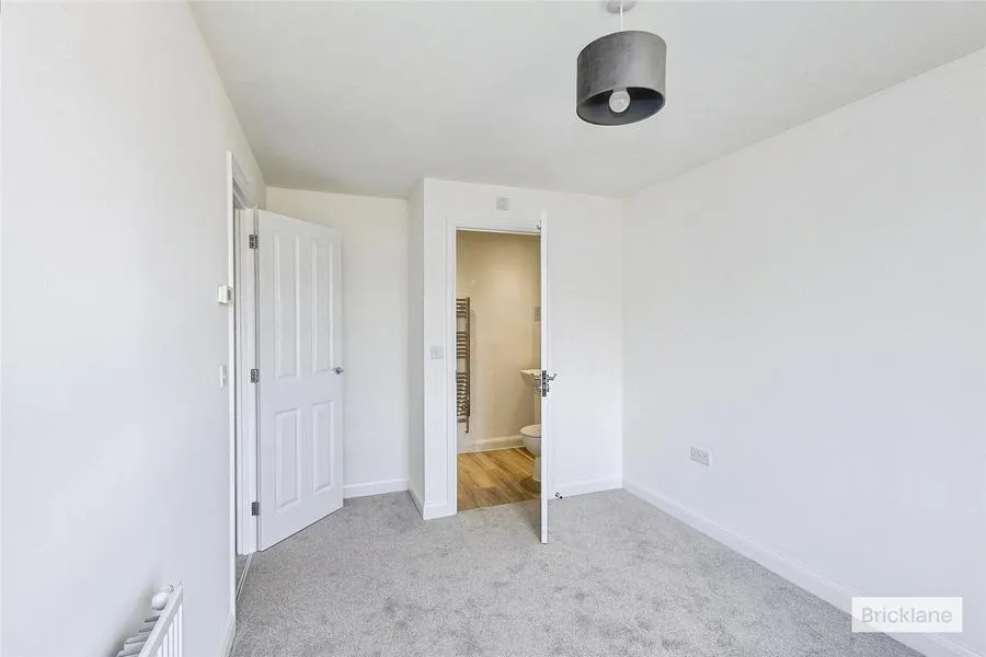 Lapwing Heights, Bosham, PO18, photo 6