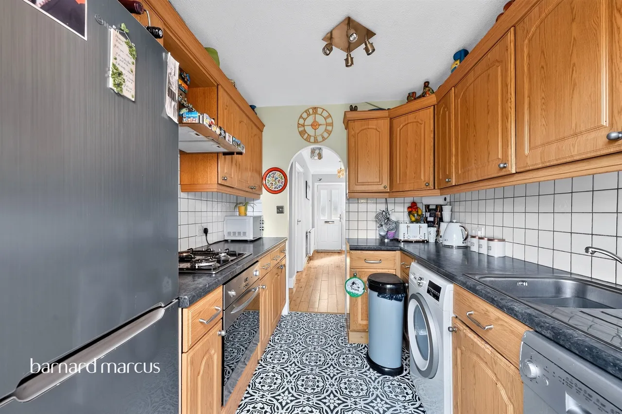 Cromwell Road, Caterham, CR3, photo 8