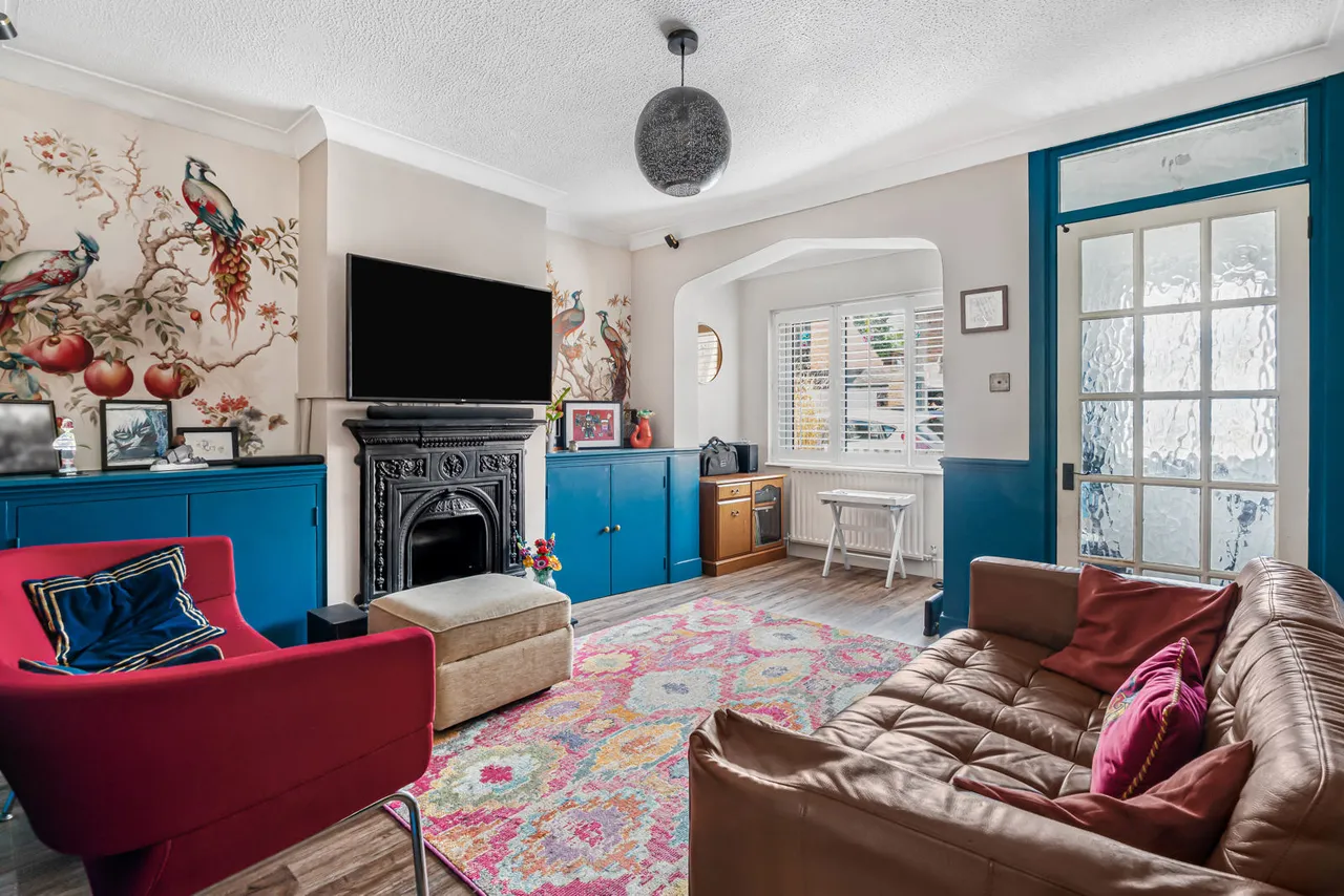 Alexandra Road, Englefield Green, TW20, photo 2