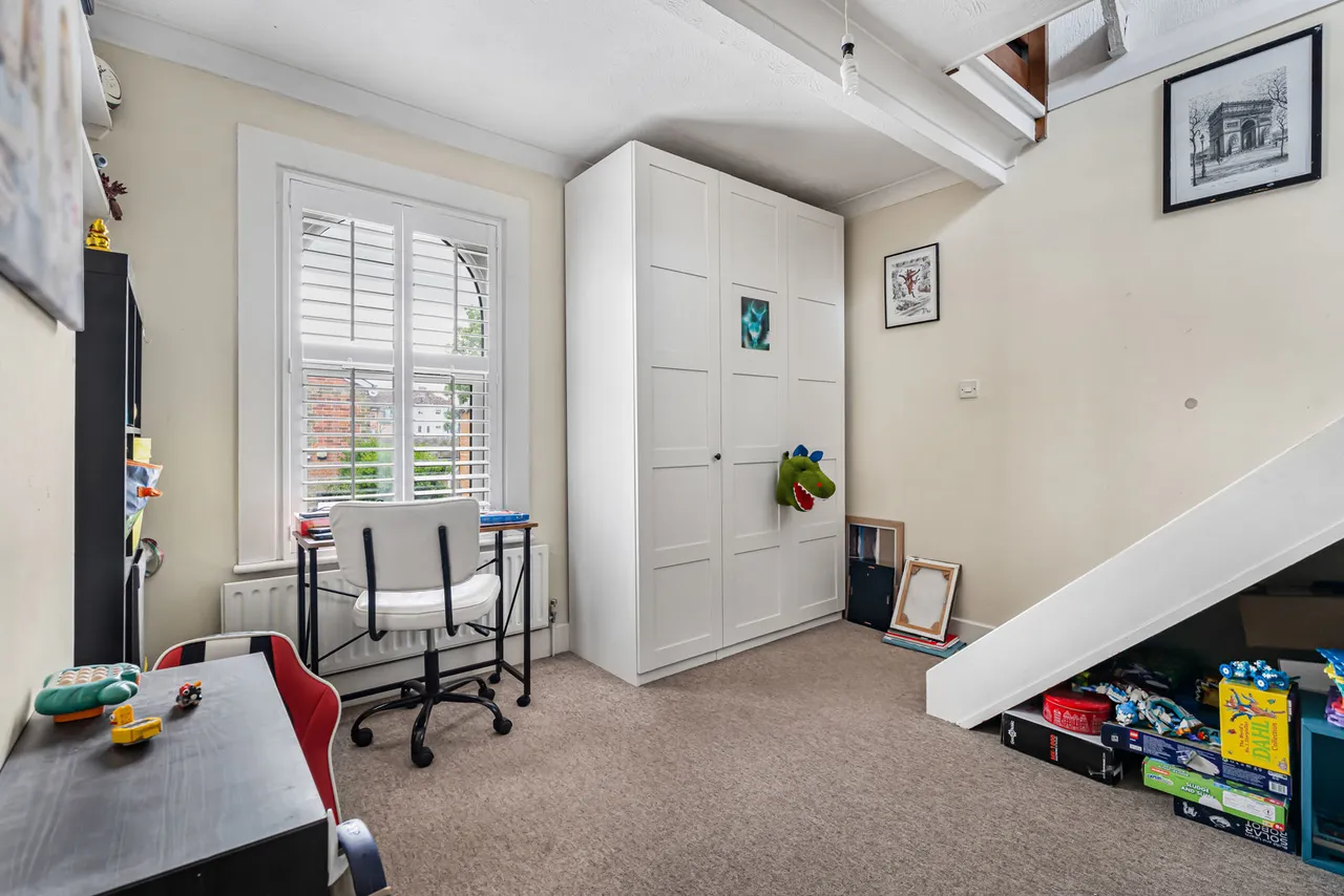 Alexandra Road, Englefield Green, TW20, photo 11