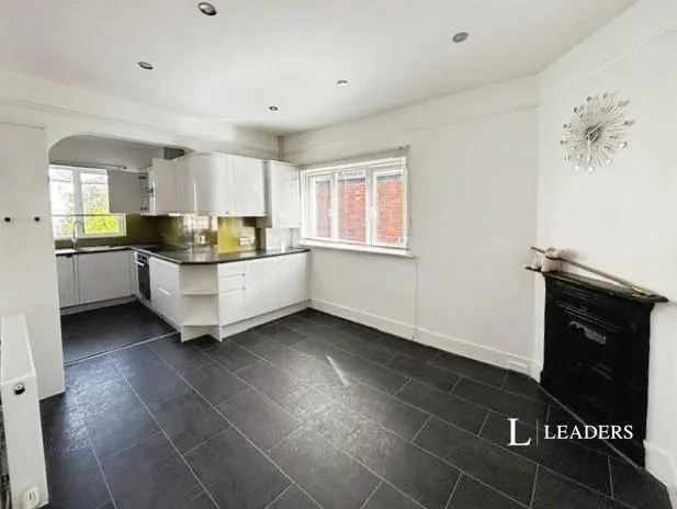 St. Michaels Road, Worthing, BN11, photo 6