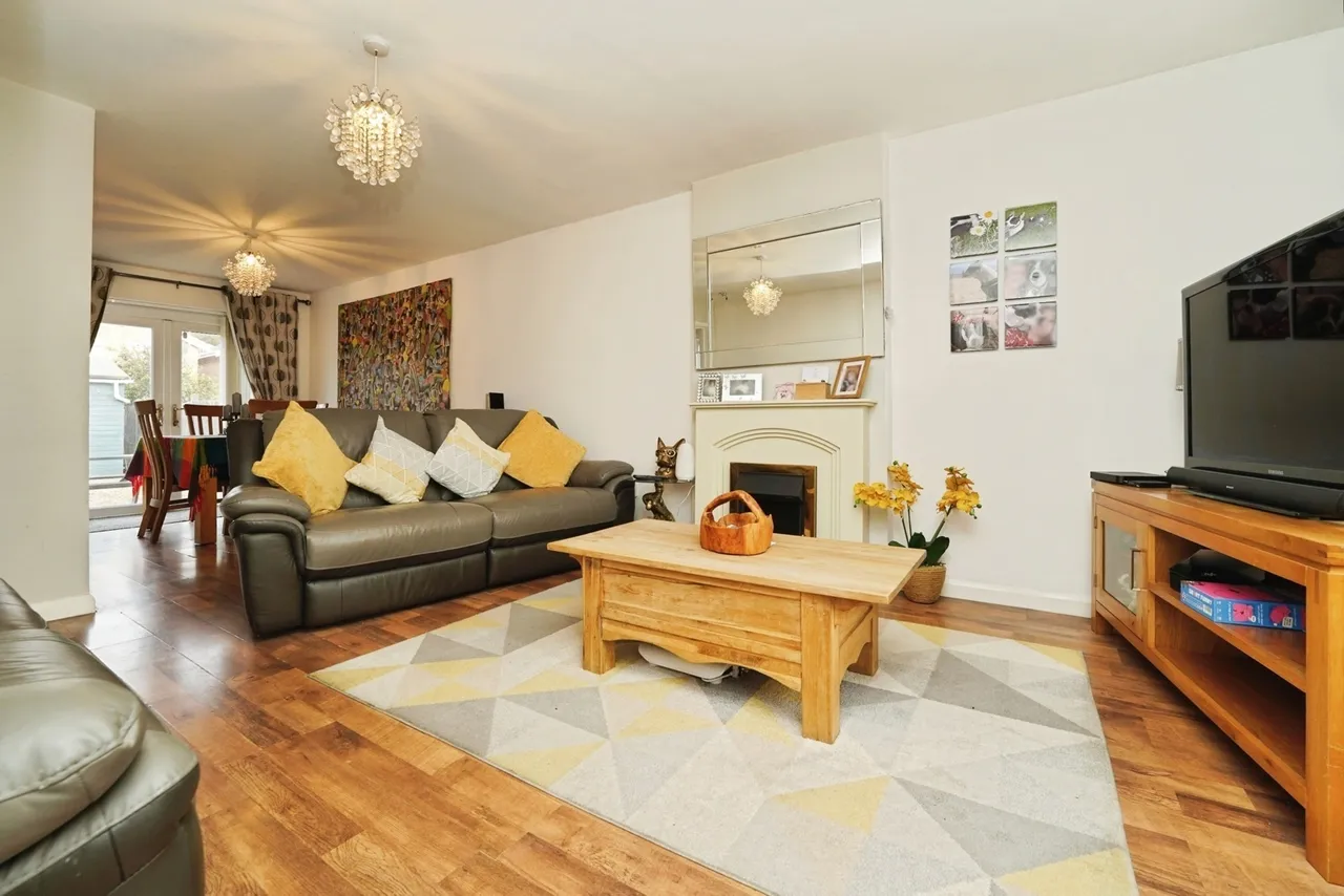 Hawthorne Avenue, Gloucester, GL4, photo 3