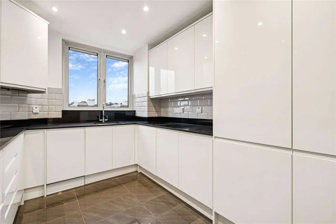 St. Johns Wood Road, London, NW8 8QJ, photo 10