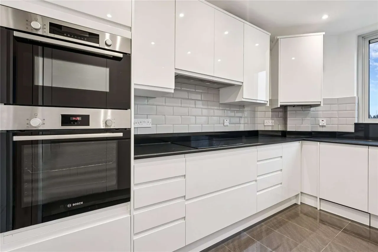St. Johns Wood Road, London, NW8 8QJ, photo 9