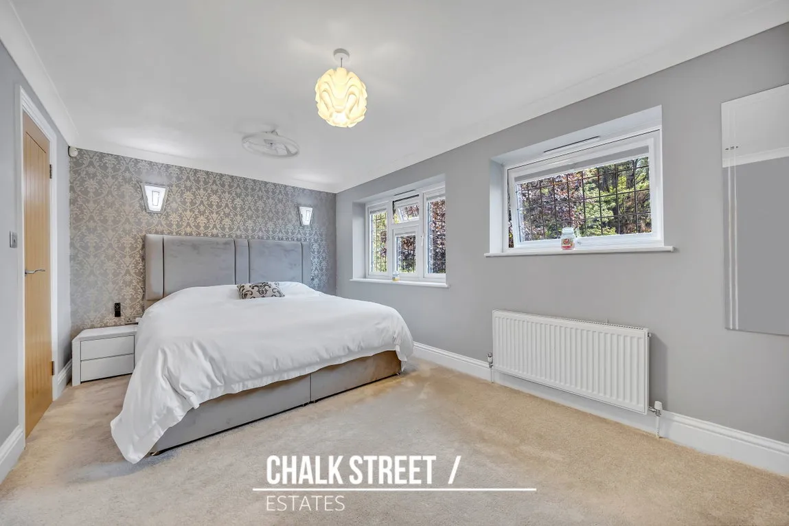 Robinson Close, Hornchurch, RM12, photo 16