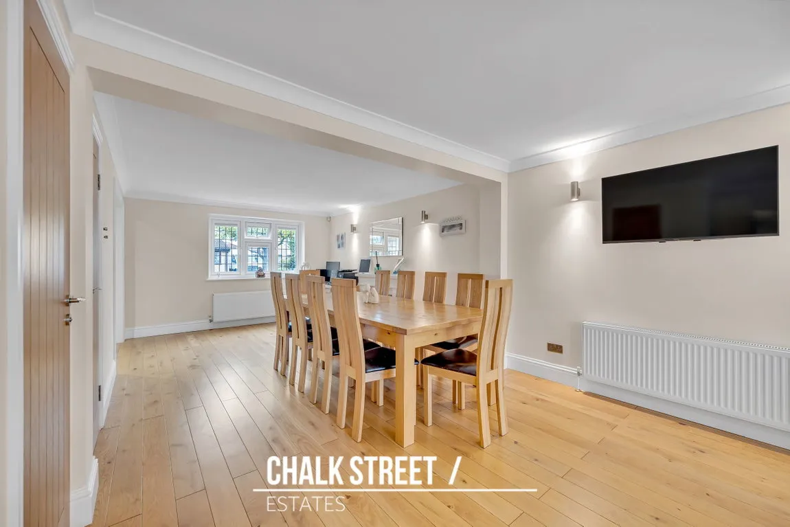 Robinson Close, Hornchurch, RM12, photo 10