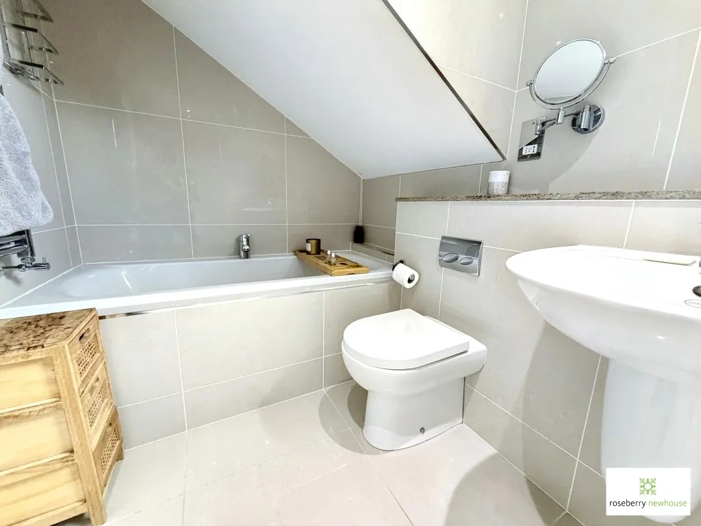 Cedarwood Avenue, Stokesley, photo 13