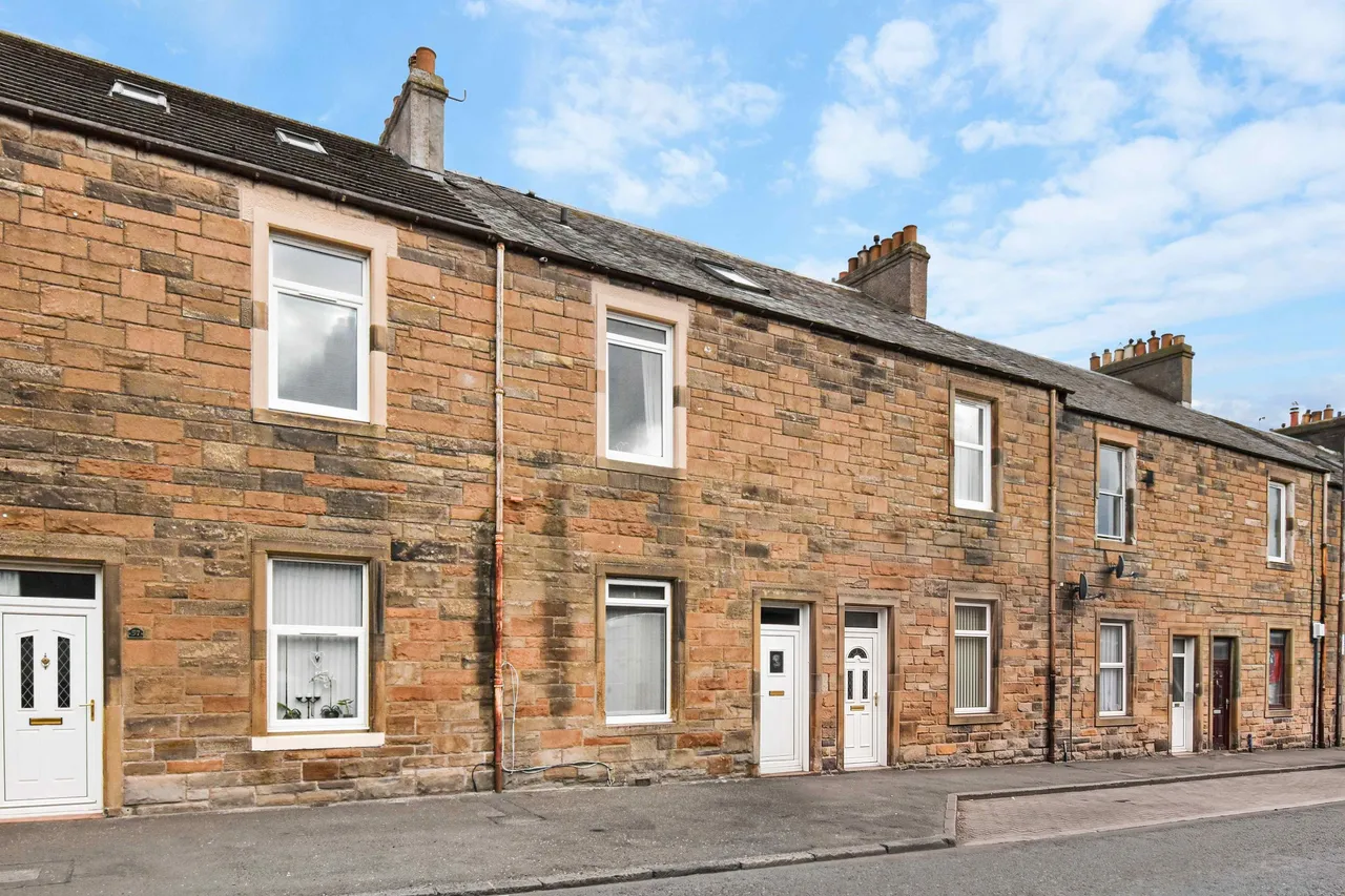 1 bed flat for sale, Main Street, Winchburgh