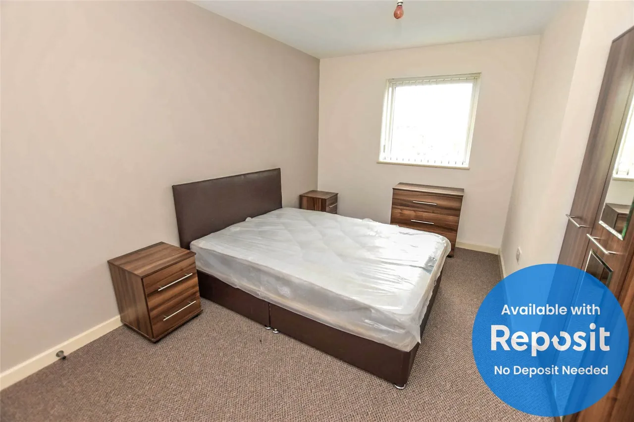 Pilgrims Way, Salford, M50, photo 5