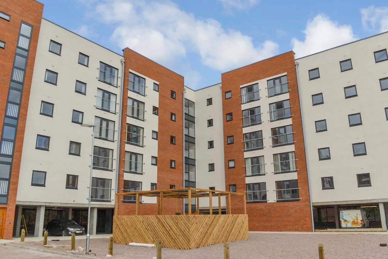 2 bed flat to rent, Pilgrims Way, Salford, M50