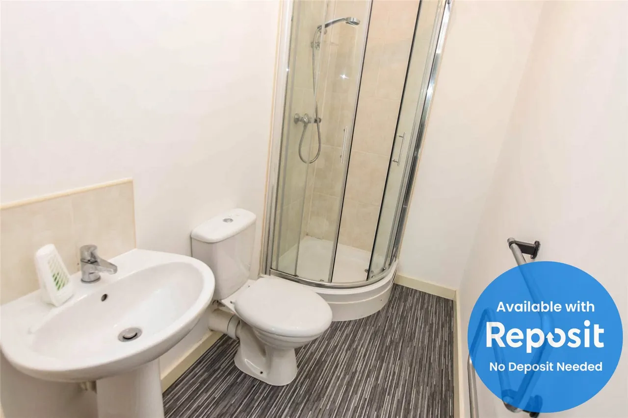 Pilgrims Way, Salford, M50, photo 6