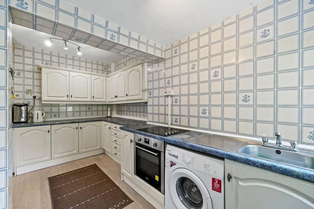 Caswell Road, Caswell, Swansea, SA3, photo 12