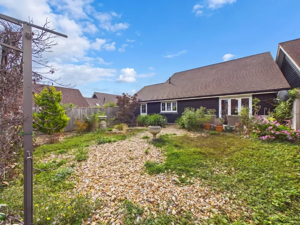 Owl Close, Billingshurst, West Sussex, photo 11