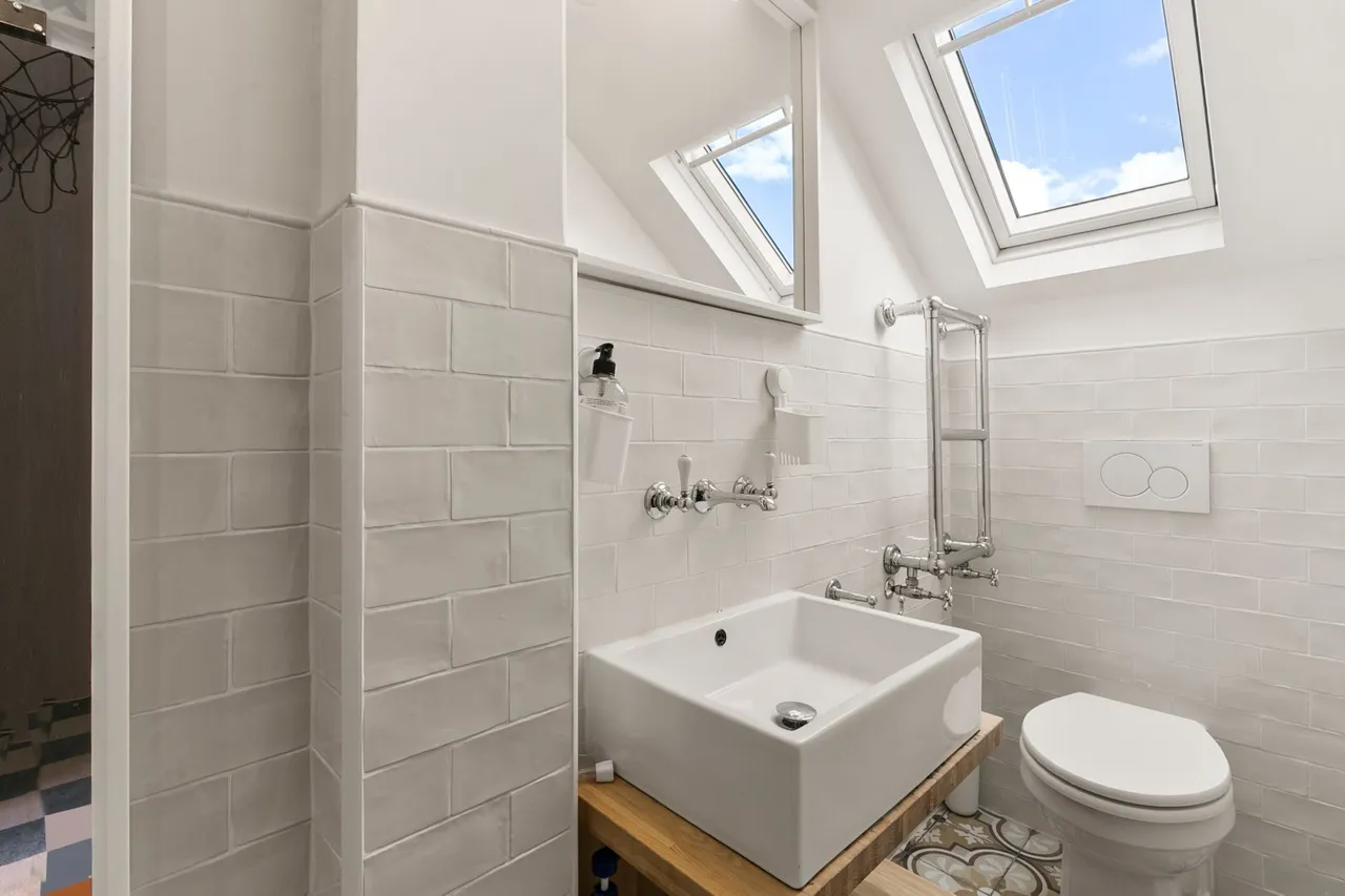 Henning Street, London, SW11, photo 11